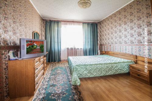 3 комн квартира на сутки и недели Минск ул. Маяковского. Минск
