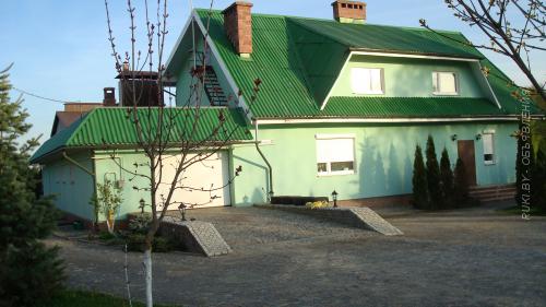 Продаю коттедж  593 кв.м  блочный. Минск