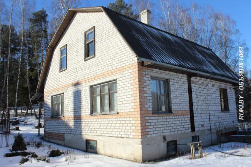 Продаю дача  107 кв.м  кирпичный. Минск